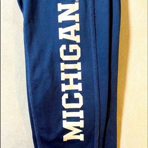 NIKE University of Michigan Leggings